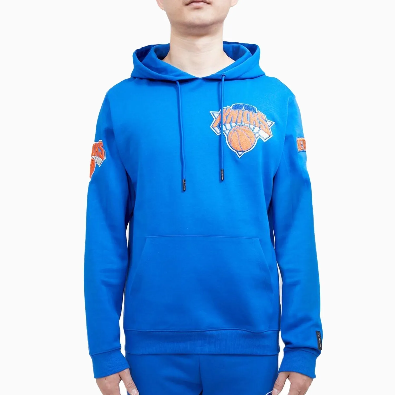 Men's New York Knicks Logo Pull Over Hoodie