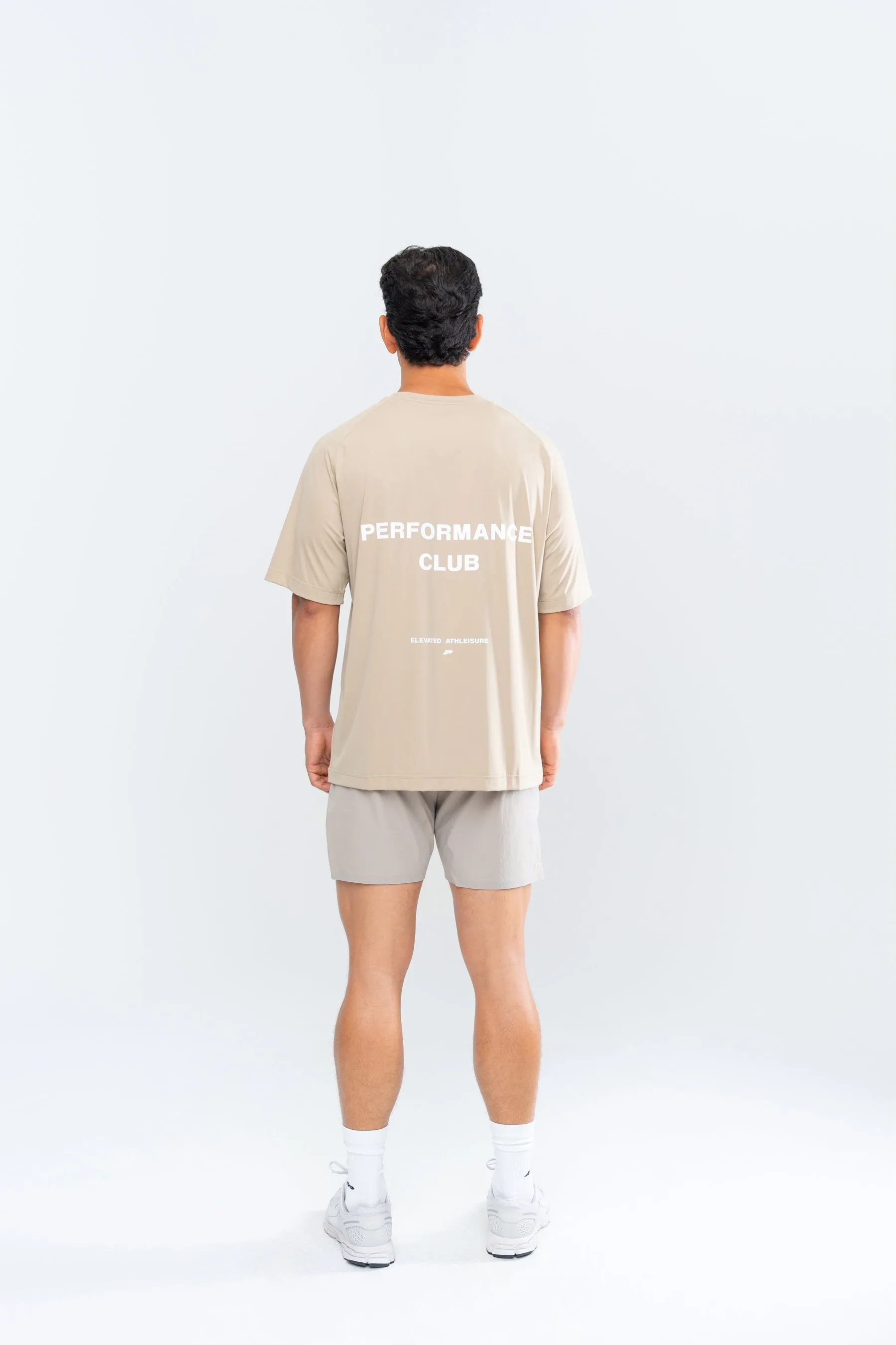 PERFORMANCE CLUB TEE - TAUPE