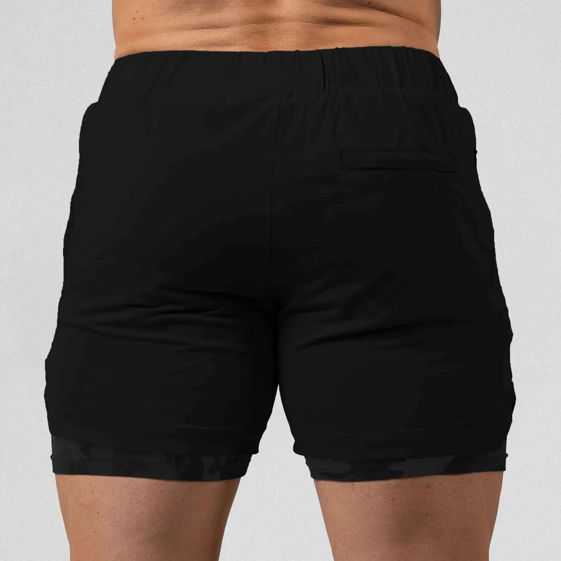 React Training Shorts - Black Camo