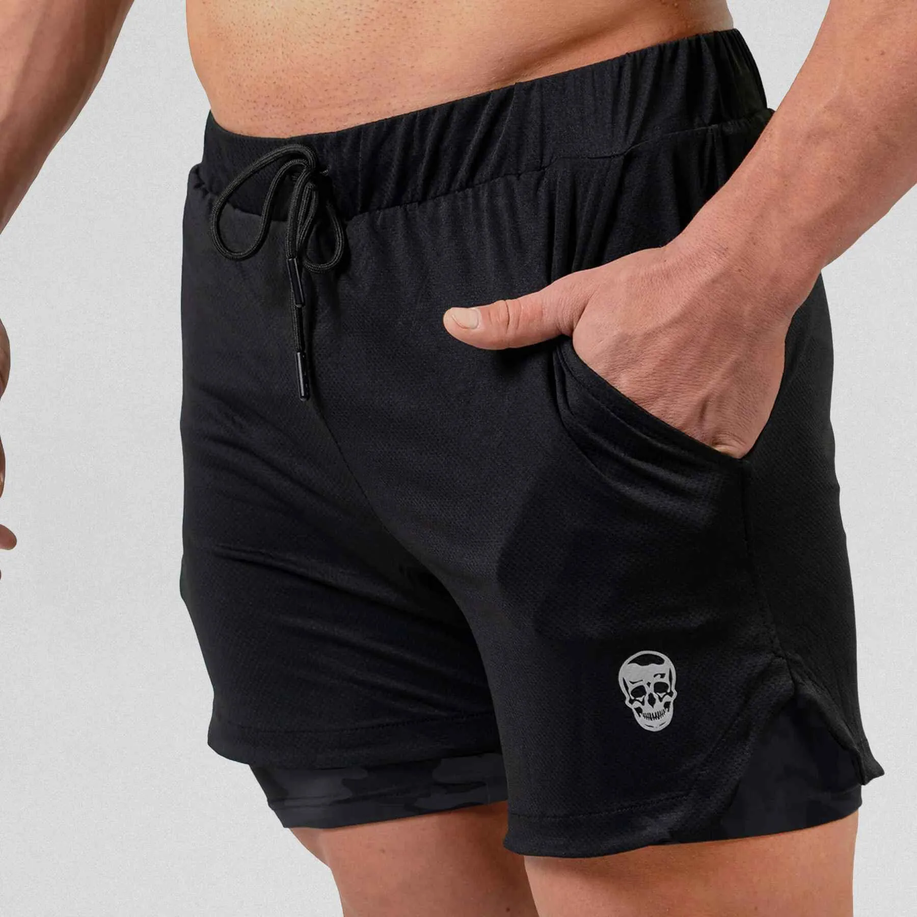 React Training Shorts - Black Camo