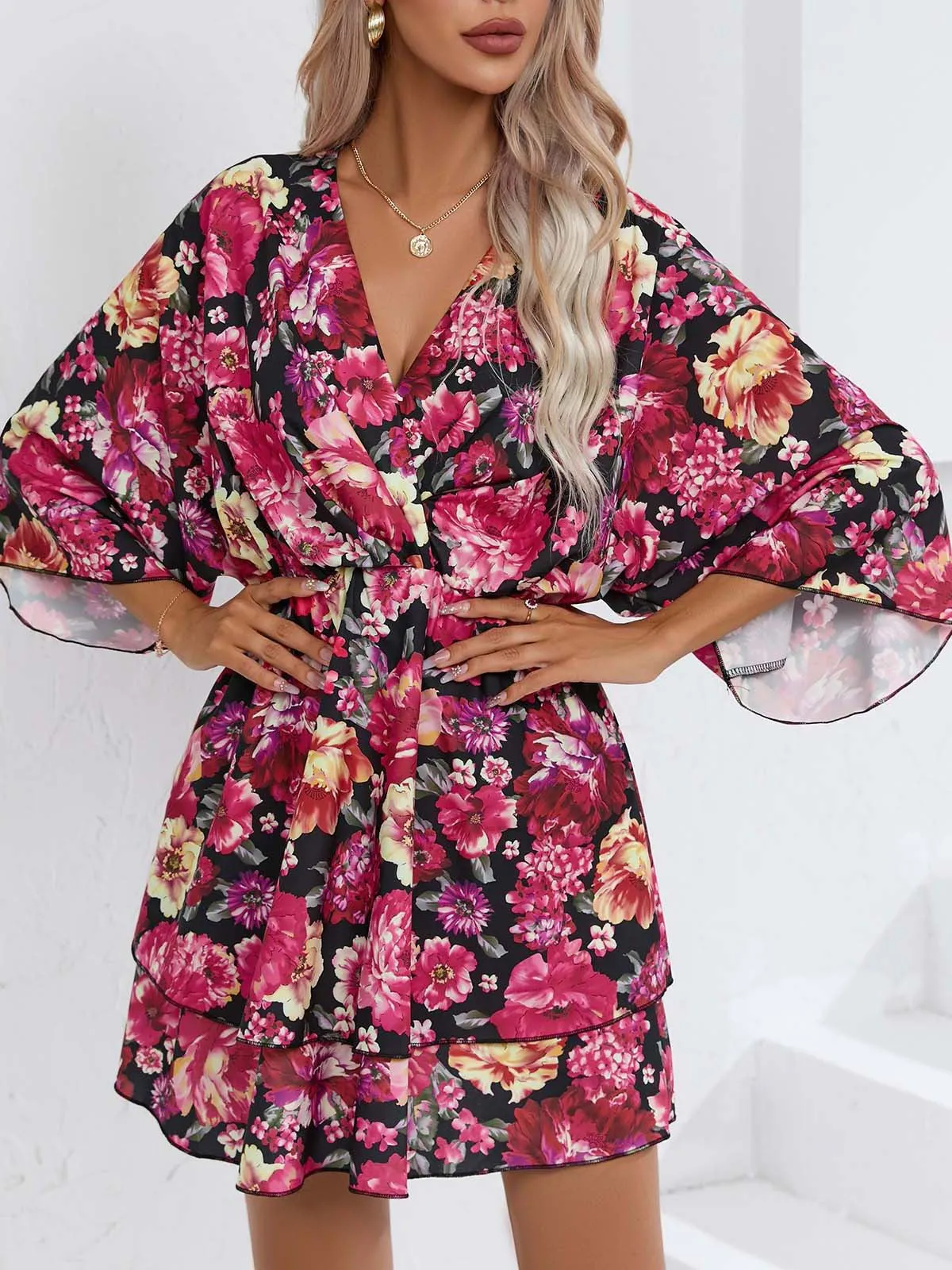 Slim Printed 3/4 Sleeve V-Neck Dress Wholesale Dresses