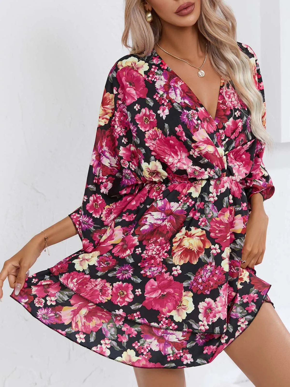 Slim Printed 3/4 Sleeve V-Neck Dress Wholesale Dresses